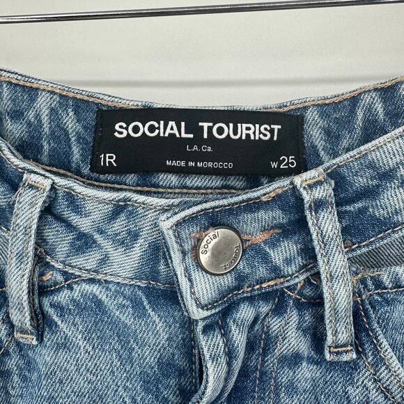 Hollister Social Tourist Ultra High Rise Straight Leg Jeans Cut-Out Waist, Blue - Picture 11 of 13
